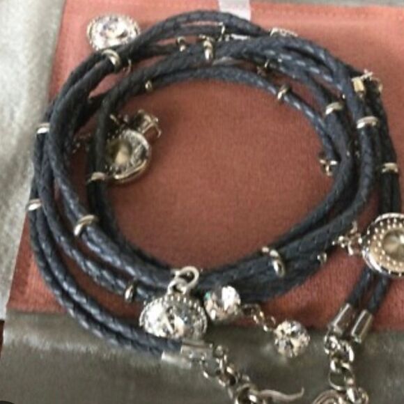 CORAVANA "DAYDREAM" BLACK LEATHER BRACELET W/ SILVER CRYSTAL CHARMS - Picture 3 of 8